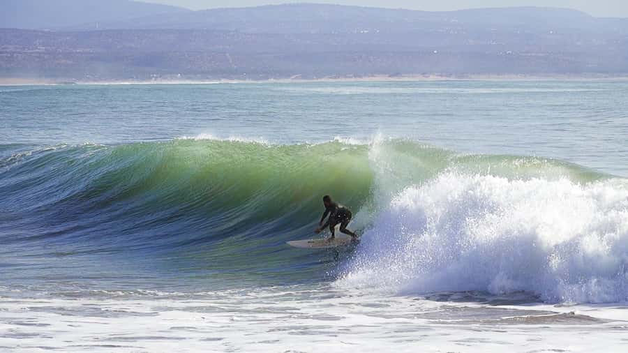 Essaouira: Surf Lesson with changing rooms & Hot showers - Timing your lesson around Essaouira