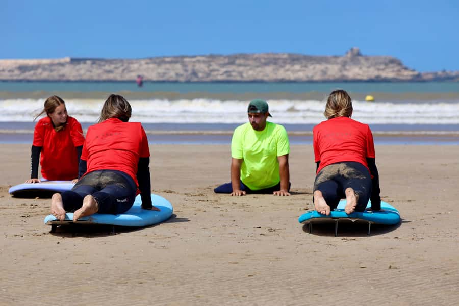 Essaouira: Surf Lessons - The first 20 minutes: warm-up and safety