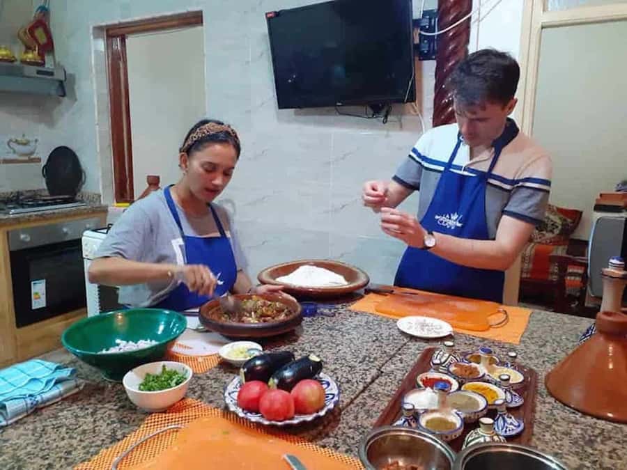 Essaouira: Traditional Family Style Moroccan Cooking Class - Starting at Pharmacie Bouhaira at 6 PM