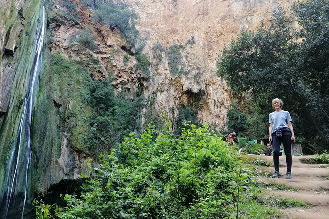 Excursion to the waterfalls / God's Bridge of Akchour - A private guide changes the feel of the day