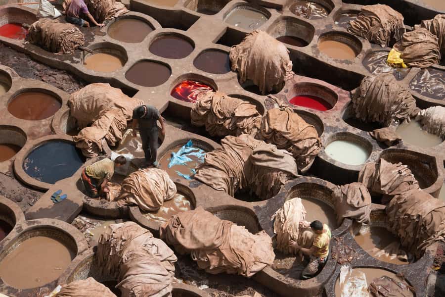 Fes: Bou Inania Madrasa, Museum, Tannery, Souk & Medina Tour - Why a Guide Helps in Fes’s Old Medina