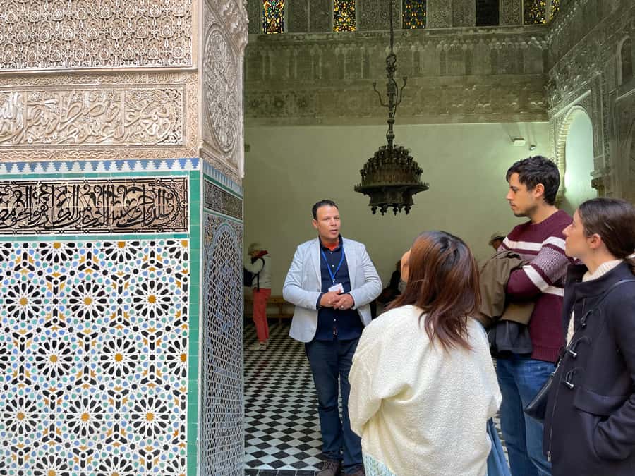 Fes: Medina Guided Tour with Local - Starting at Bab Boujloud and Talaa Kebira