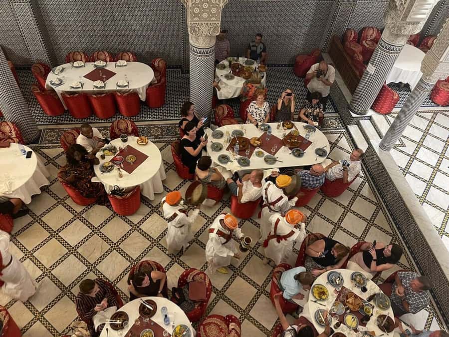 Fes : Unforgettable Dinner Show Experience with hotel pickup - What $56 buys you in Fès