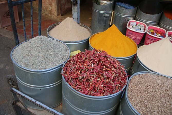 Fes wonders - Chouara Tannery and the reality of the sales pitch