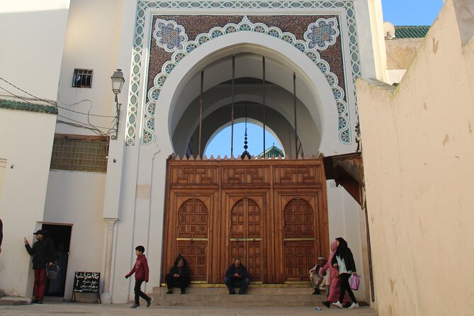Fes wonders - The Royal Palace and what may be missed