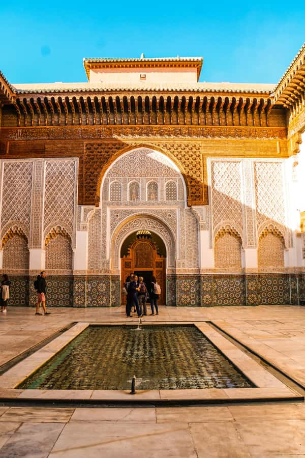 Fez: Guided Walking Tour of the Historic Medina - Meeting at Bab Guisa and entering the Old Medina