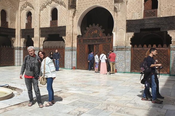 Fez Medina 4-Hour Guided Walking Tour - Starting with the Quaraouiyine Mosque