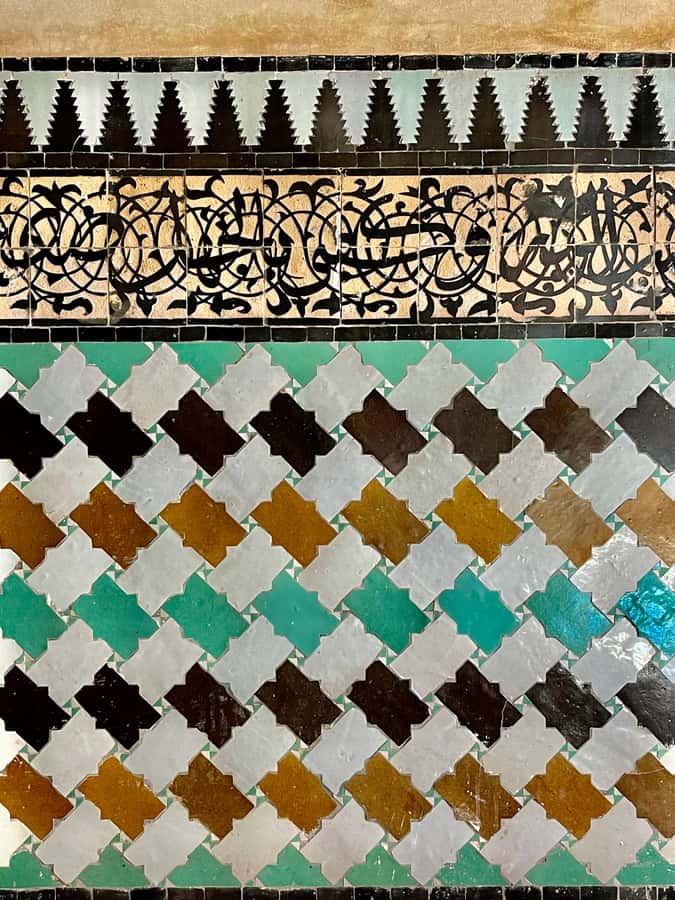 Friend tour guide to Fes Medina private walking tour - Who should book this Fes walking tour?