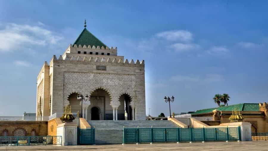 From Casablanca: Rabat Imperial City Day Trip - Marina Salé: your pause for food and free time