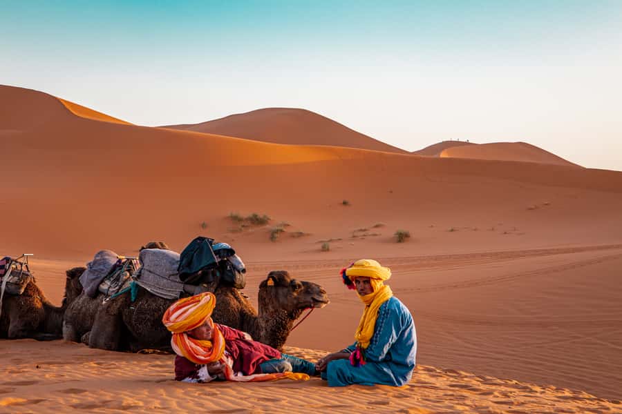 From Fes: 2-Day Merzouga Desert Trip w/Luxury Tent & Dinner - Dinner, campfire, and Berber music
