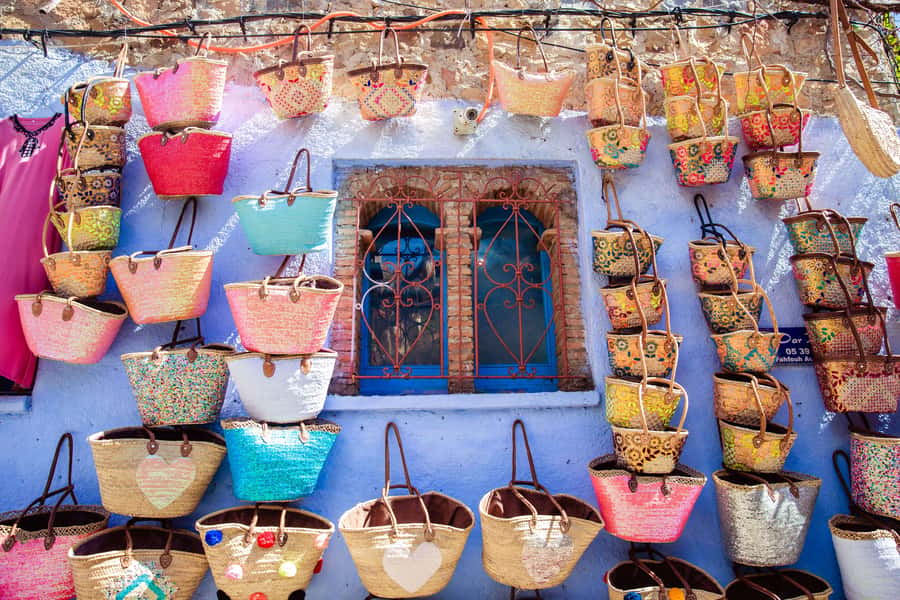 From Fez: Chefchaouen Day Trip with Hotel Pickup - What the driver adds to the experience