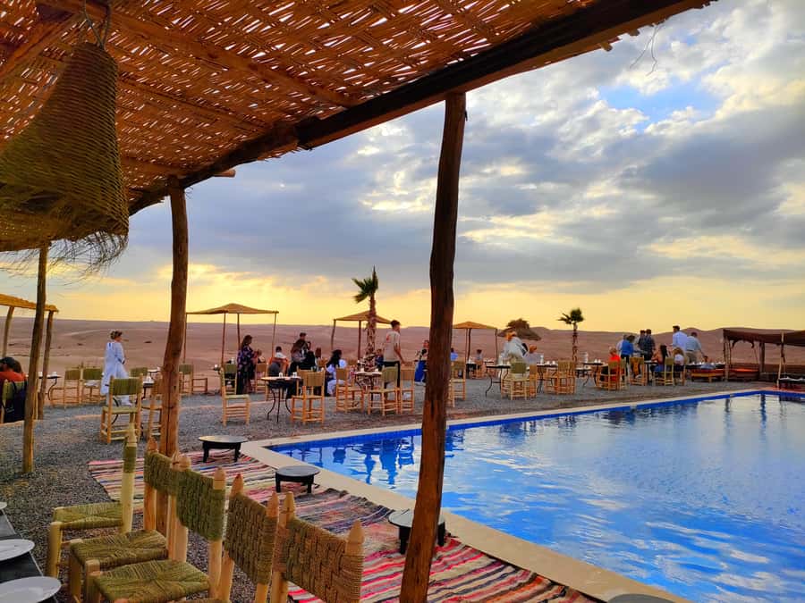 From Marrakech: Agafay Desert Sunset Dinner with Live Show - What to pack and how to prepare