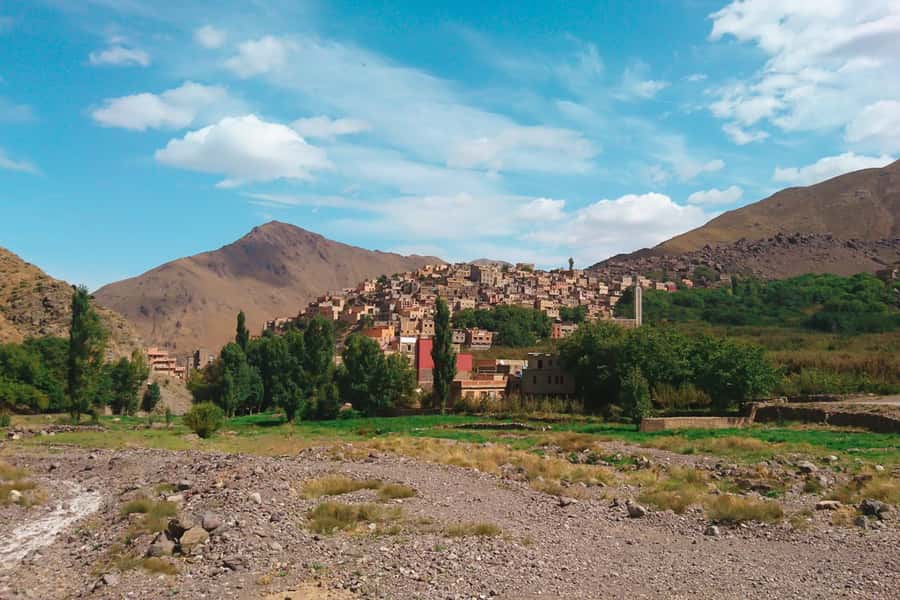 From Marrakech: Atlas Mountains Full-Day Hiking Trip w Lunch - Why the Guide Makes a Difference
