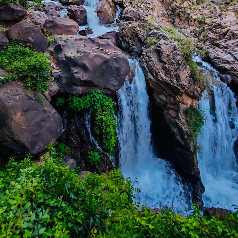 From Marrakech: Day Trip to Anima Garden and Imlil Valley - The drive through Asni Valley