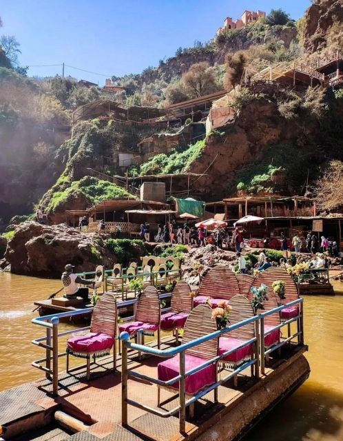 From Marrakech:Ouzoud Waterfalls Day Trip with Boat Tour - Guides make the group experience work