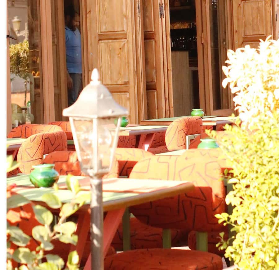 From Marrakech: Rooftop Dinner & Romantic Medina Views - Sunset timing and the later evening atmosphere