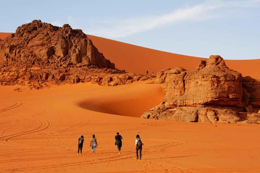 From Marrakesh: 4-Day Private Atlas Mountains & Desert Tour - The guide can make or break the road hours