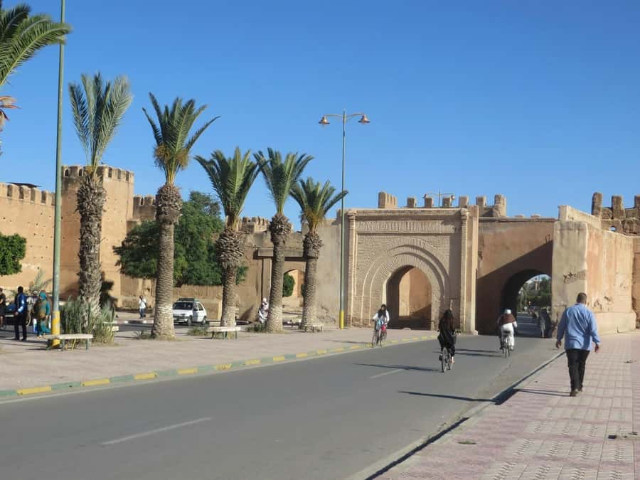 From Taghazout/Agadir: Taroudant and Tiout Day Trip & Tajine - The Ali Baba kasbah question