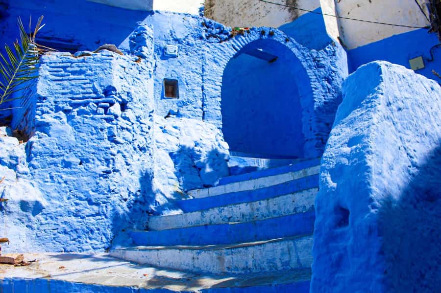 From Tangier: Chefchaouen Day Trip with Local Guide - Guides, languages, and group style