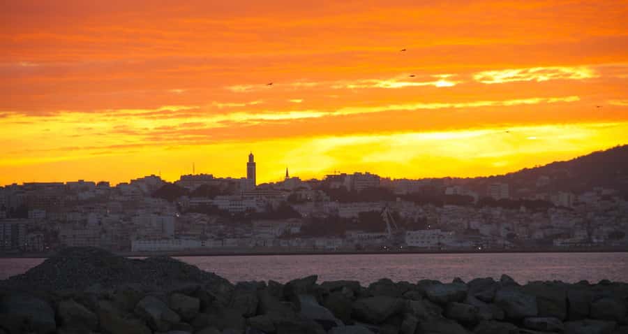 From Tarifa: Tangier Full-Day Trip with Lunch - Entering Tangier’s ancient medina