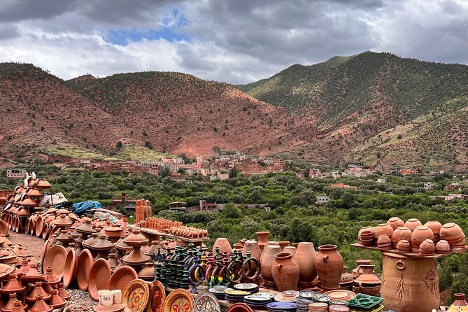 Guided Atlas Mountains Private Day Trip from Marrakech with Lunch - Leaving Marrakech for the High Atlas