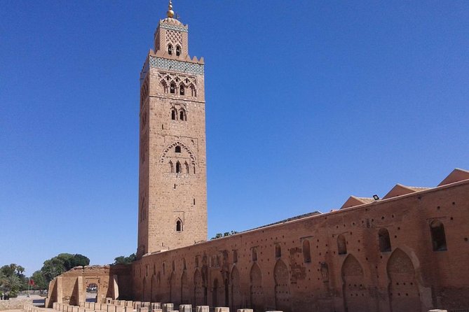 Guided walking tour in Marrakech - Spice shops at Rahba Kadima Square