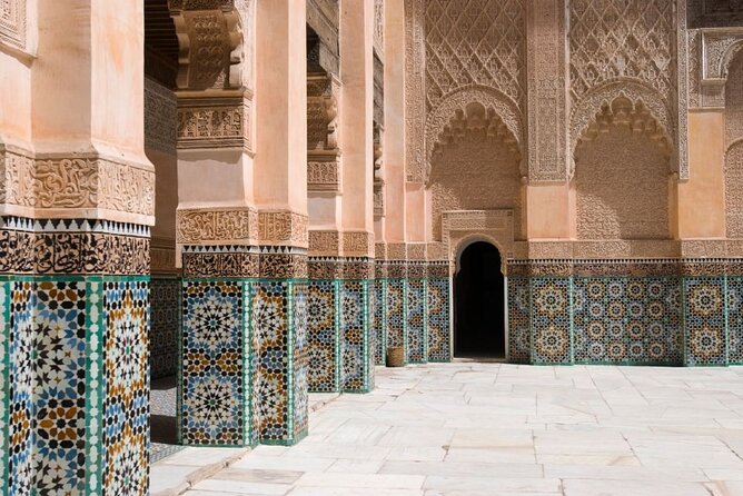 Half-Day Guided City Tour in Marrakech Hidden Medina - What a local guide adds in the Medina