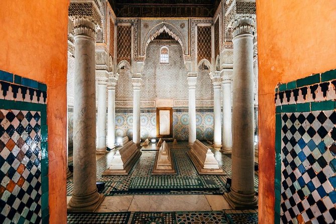 Historical Marrakech Walking Tour - What the guide adds to the walk