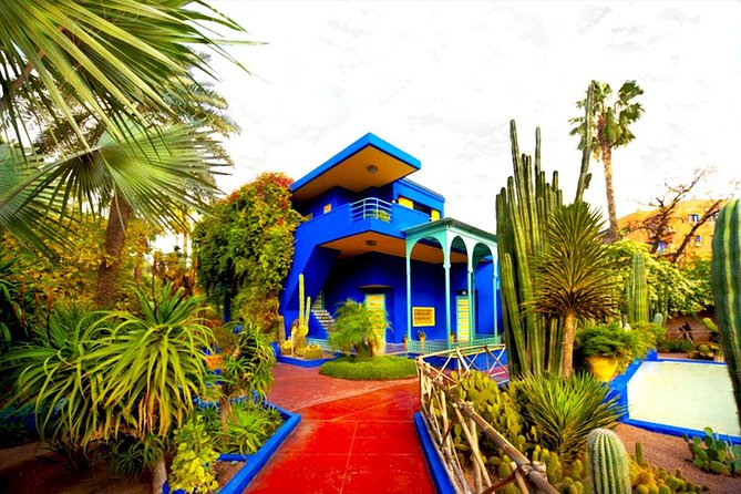Horse and Carriage Ride with Majorelle Garden - Menara and Agdal: useful extras, not equal highlights