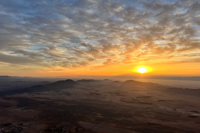 Hot Air Balloon Flight over Marrakech with Breakfast - The flight: palm gardens, villages, and mountain light