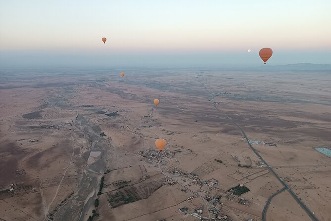 Hot air balloon flight to Marrakech in a small group. Breakfast - A 5:30am start for a very different Marrakech