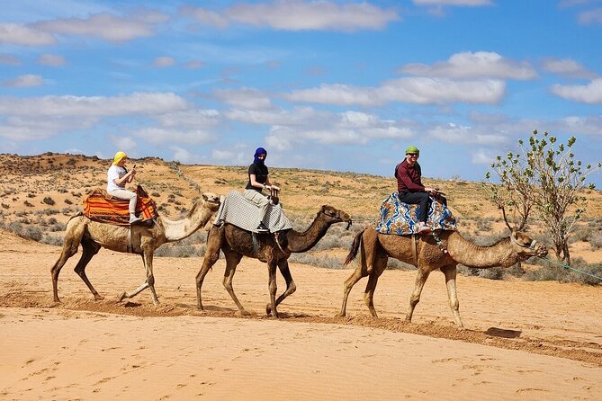 Jeep 4x4 Safari Desert Dunes & Atlantic Ocean with Berber Lunch - Berber lunch in a local home