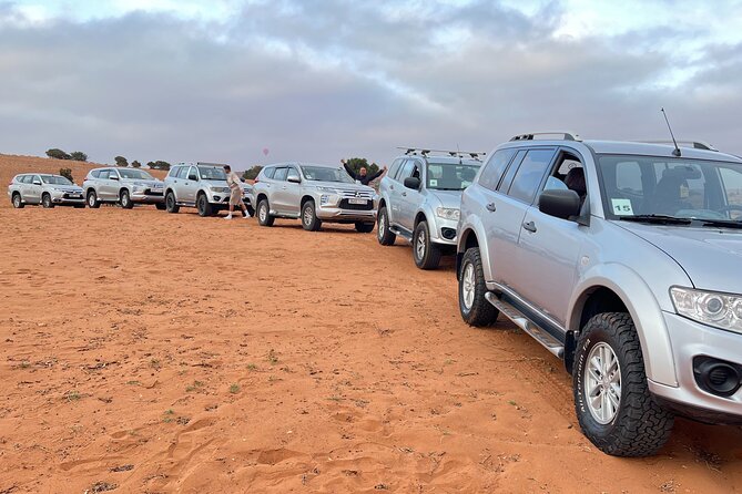 Jeep safari 4x4 mini sahara desert with Berber Lunch - Sidi Rbat and Sidi Wassay, two very different beach stops