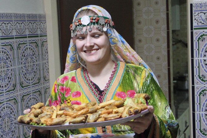 Join Best Moroccan Cooking Class with Chef Khadija ( Over 35 years Experience ) - The people make the class work