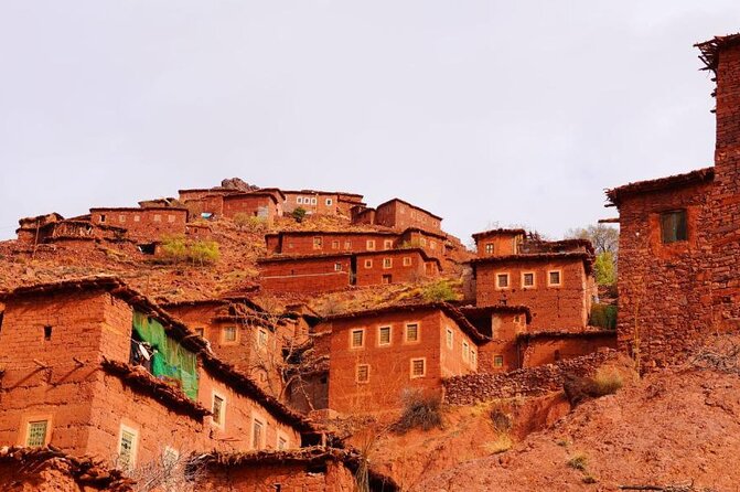 Lunch in the High Atlas: Ourika Valley Waterfalls & 3 Valleys - What the guides add to the evening