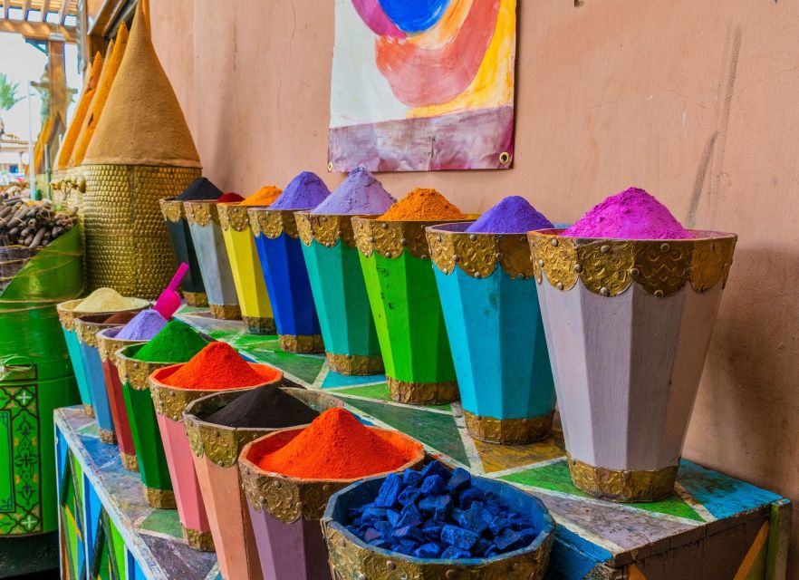 Marrakech 3-Hour Walking Tour - Through the Jewish quarter to the Saadian Tombs