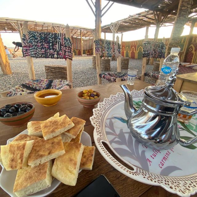 Marrakech: 3H Traditional Hammam & Massage & Hotel Transfer - Mint tea, water, chocolate, and a quiet finish