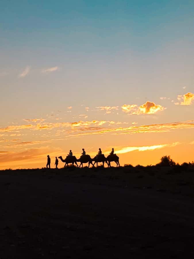 Marrakech: Agafay Camel Ride & Dinner with Fire Show Tour - Leaving Marrakech for Agafay’s rocky desert
