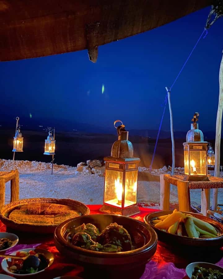 Marrakech: Agafay Desert Magic Sunset Dinner & Live Show - Leaving Marrakech for the Agafay Desert