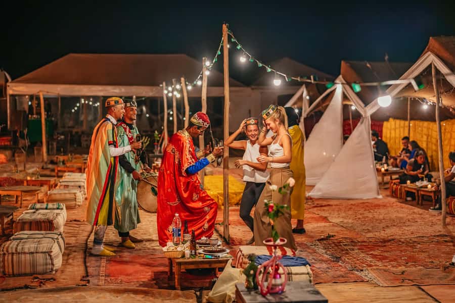 Marrakech: Agafay Desert Magical Overnight with Dinner Show - Reaching the Agafay Desert from Marrakech