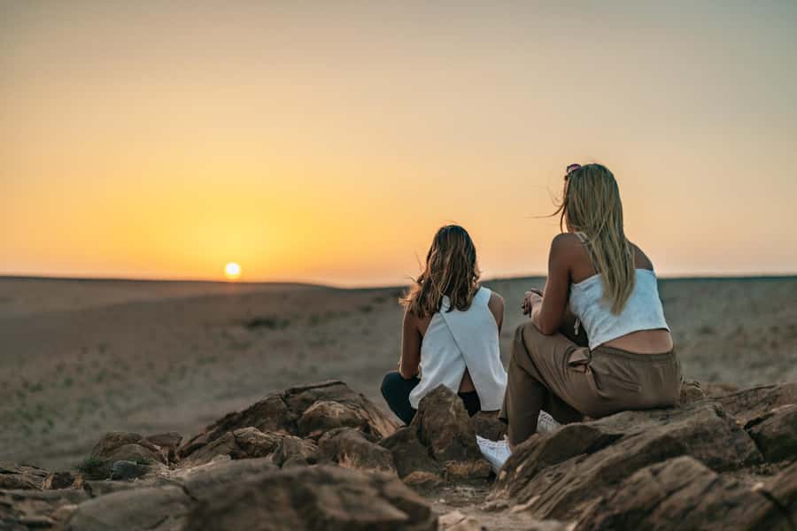 Marrakech: Agafay Desert Magical Overnight with Dinner Show - Arriving at the camp and settling into your tent