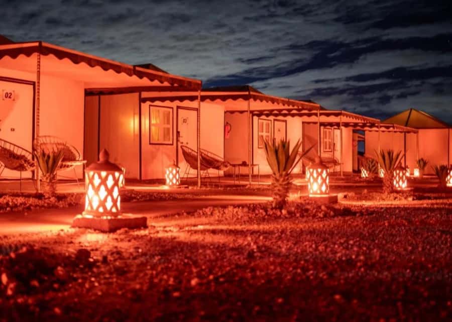 Marrakech: Agafay Desert Overnight Stay, Dinner & Activities - Welcome tea, pools, and a dry desert sunset