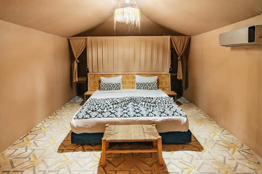 Marrakech: Agafay Desert Retreat, Tent, Dinner, Show & Pool - Reaching Agafay from Marrakech