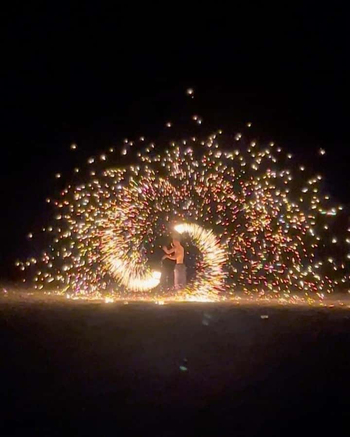 Marrakech: Agafay Desert Sunnet dinner with show - What the argan cooperative adds