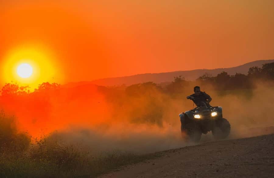 Marrakech: Agafay Desert Tour Quad bike & Dinner fire show - Sunset by camel and quad bike