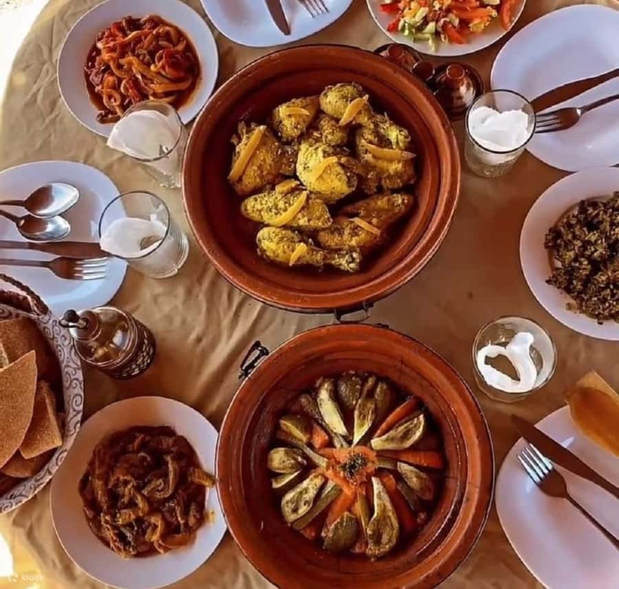 Marrakech: Agafay Dinner Show with Quad/Camel Ride and Pool - Camel ride at golden hour