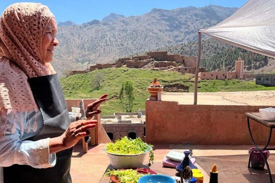 Marrakech: Atlas Mountains Cooking Class with Berber Family - Meeting a family, not just attending a class