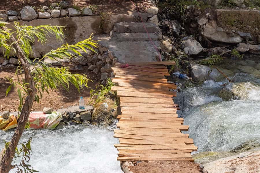 Marrakech: Atlas Mountains & Ourika Waterfalls, Lunch+Guide - Reaching the Setti Fatma waterfalls