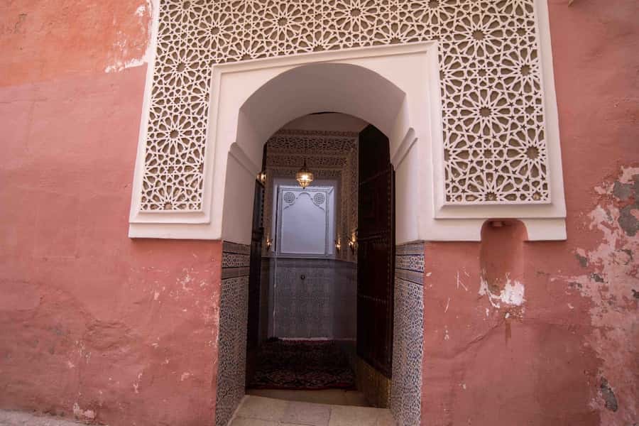 Marrakech: Authentic Moroccan Hammam Experience in Mouassine - The Beldi Formula, from black soap to rinse