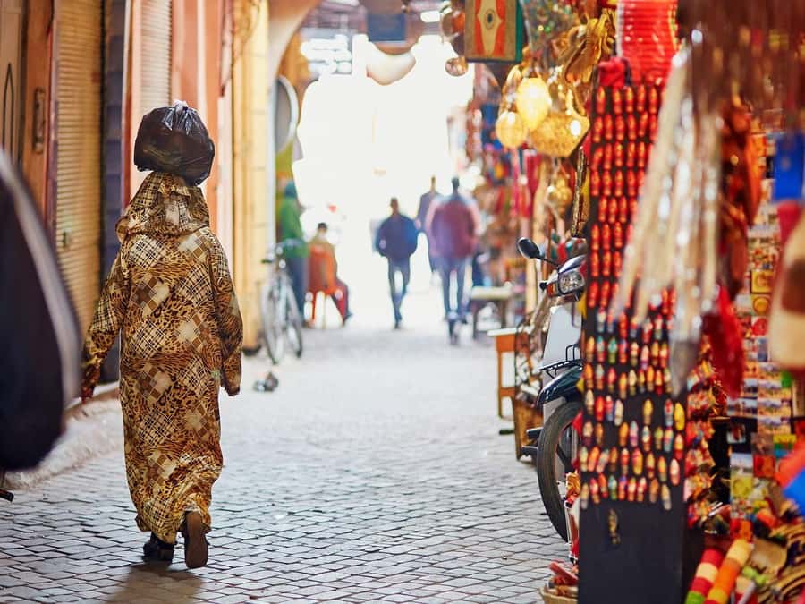Marrakech: Bahia Palace, Ben Youssef Medersa, & Souks Tour - Jemaa el Fna closes the circuit